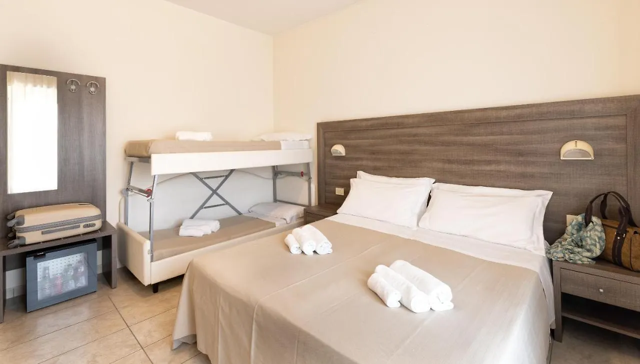 Hotel Edelweiss ريتشوني 3*,