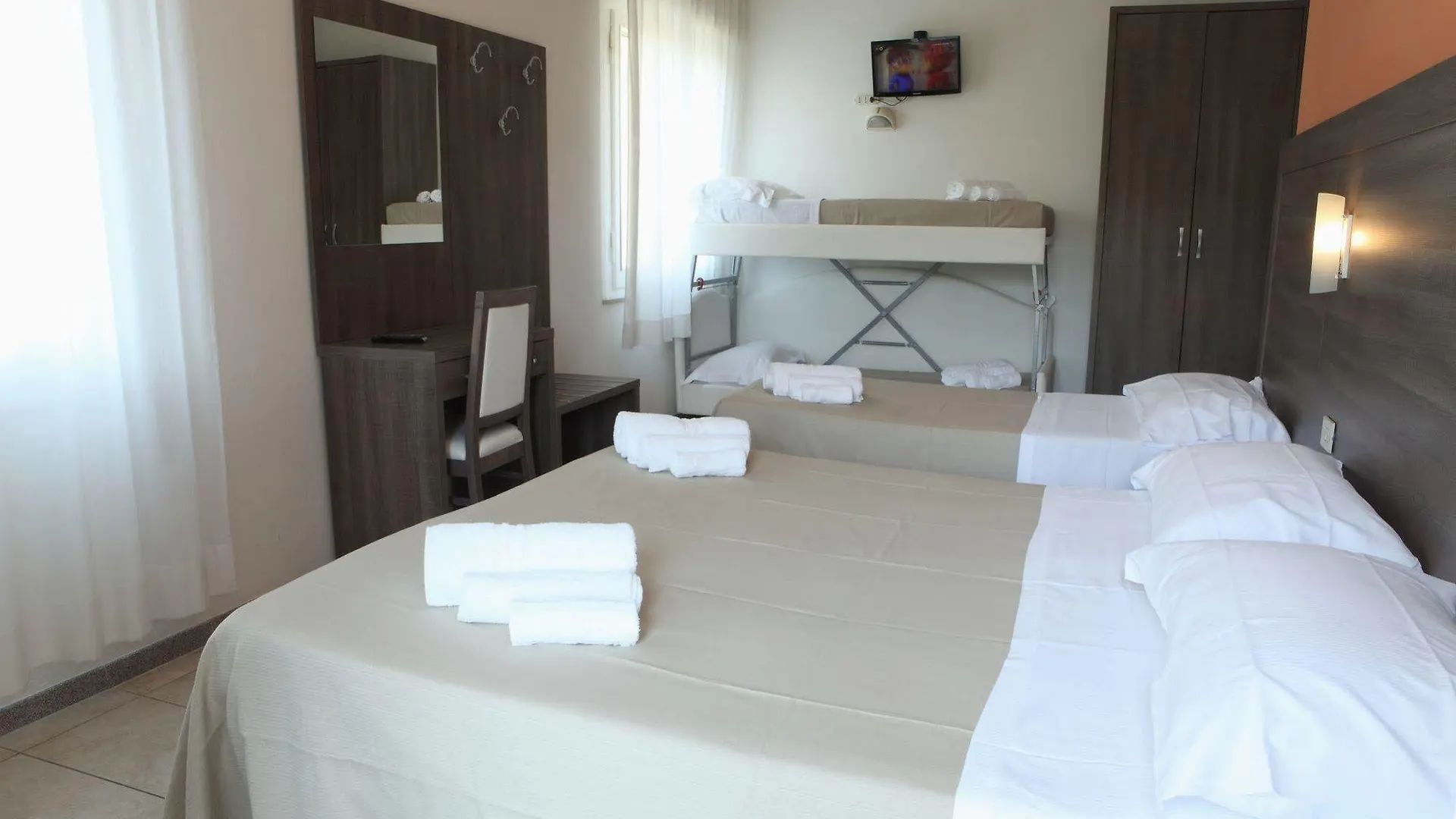 Hotel Edelweiss ريتشوني